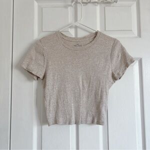 Hollister beige heather baby tee